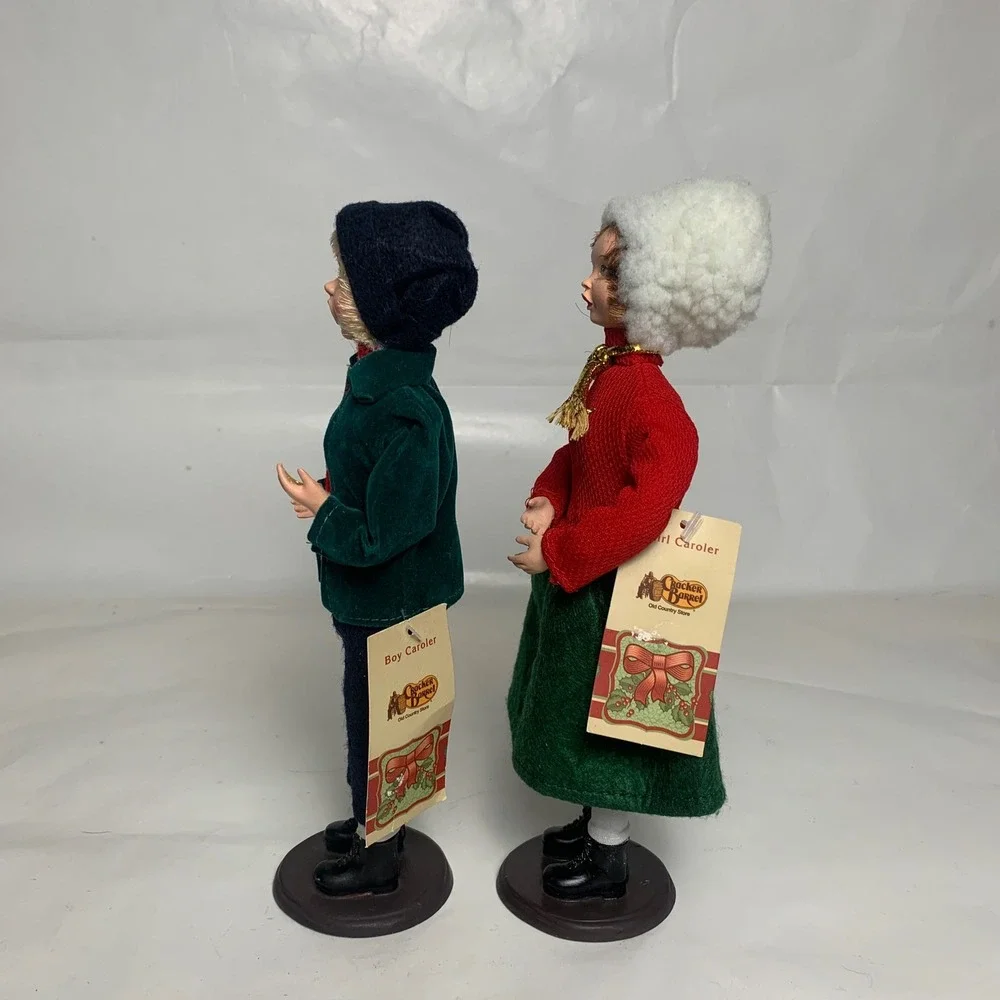 Cracker Barrel Boy and Girl Caroler Christmas Figurine Set Red Green New Holiday